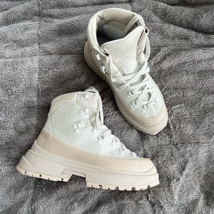 Canada Goose Journey Boots